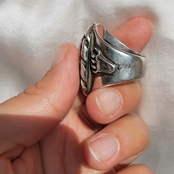 Signed Vintage Thick Navajo Turquoise Ring - Picture 4 of 7